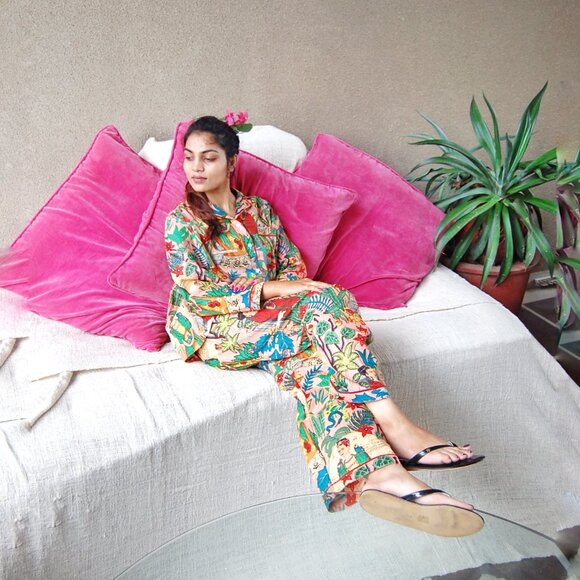 Lovely Farida kahlo Printed Pyjamas Set, Pure Cotton Pjs set, Nightwear Pajamas - Picture 7 of 10
